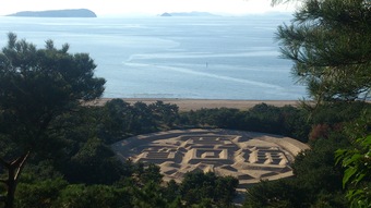 銭形砂絵　「寛永通宝」（琴弾公園）